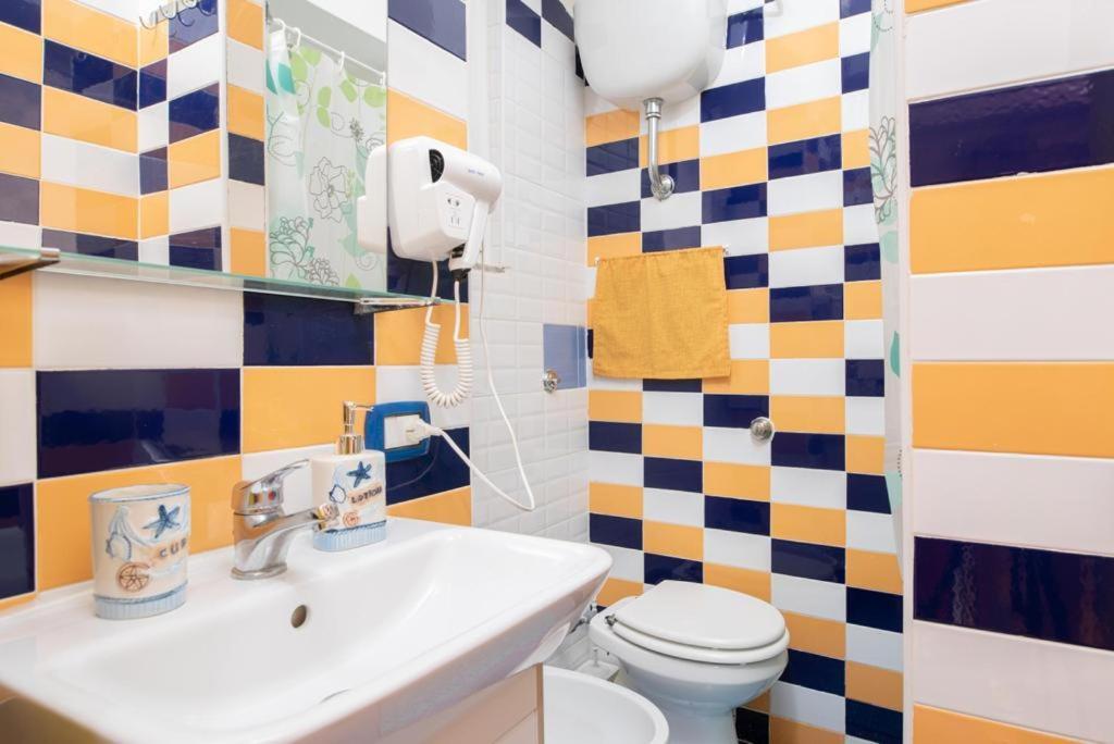 Casetta Tortina B&B Наполи Екстериор снимка